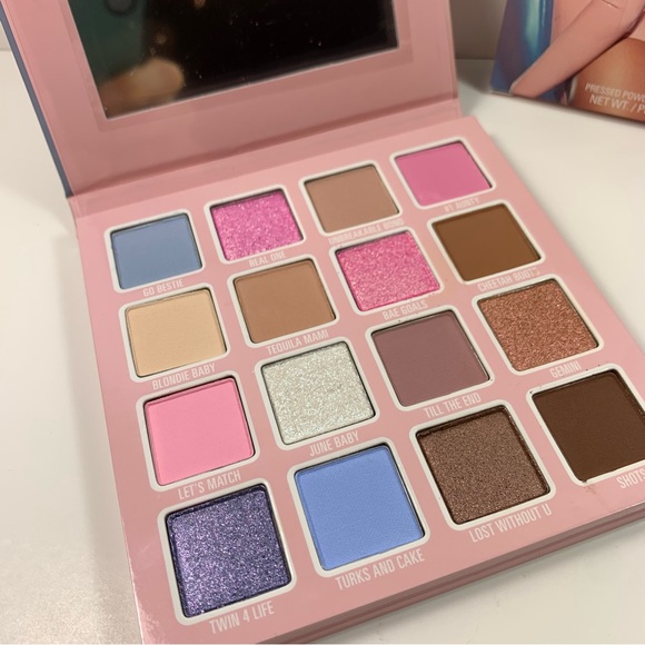 Limited Edition Kylie x Stassie Eyeshadow Palette BNIB - Picture 2 of 4